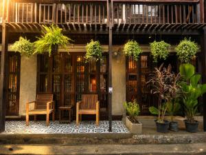 Chillin 闲 Guest House