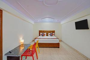 FabHotel Crown 15