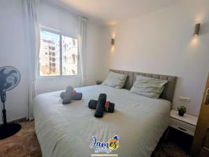 Central Torrevieja 2BR Pool Parking TV28