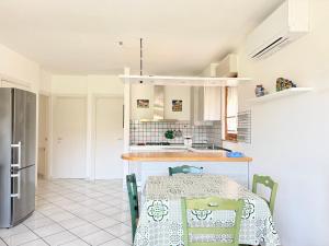 S041 - Sirolo, trilocale con giardino e garage