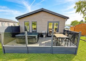 Bosworth Lakeside Lodges
