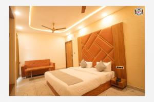 Shree Karni Palace
