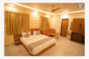 Shree Karni Palace