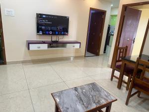 2BHK 4bed breezy WTC Apollo Prot Perungud lake DLF