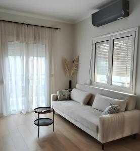 Neapoli Light Residence
