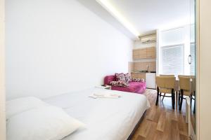 Post Office Center Apartments