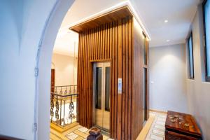 Hotel shiva kashi