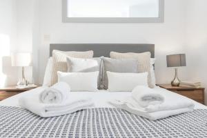 Modern 1 Bed Budget Apartment in Dudley with Wifi