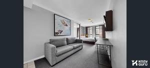 KozyGuru | Sydney CBD | Refined Urban Retreat