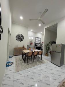 D Teratak Homestay