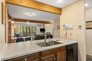 Timber Ridge Retreat