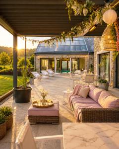 Cha Cha de Loup-B&B-Vakantiewoning met verwarmd binnenzwembad en groot zonneterras in de Ardennen