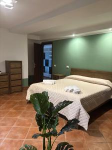 Pio XI Garden & Lake View Apartment