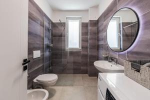 Le Bleu Apartment Pool & Beach by PikHost