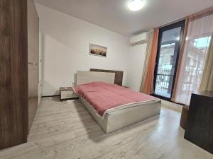 Prime Location Sea Garden & City Center Parking