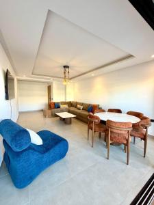 Luxury apartment with pool view, Prestigia Plage des Nations