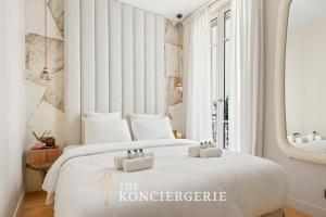 Luxury Apartment in Saint-Germain, Bon Marché, With AC