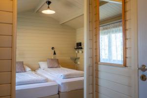Efri-Vík Bungalows