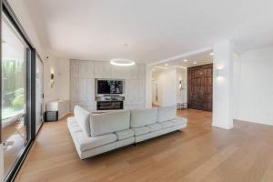 Luxurious Holiday House with Private Pool in Benidorm