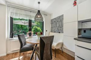 Design-Apartment mit Garten