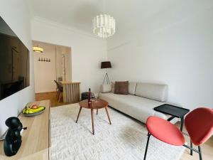 Modern Athens Flat for Work & Leisure