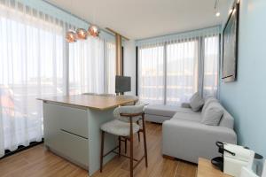Palm Suites