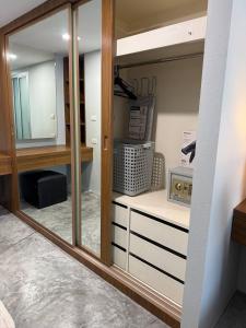 Stylish Loft Apartment Near Fishermans Village