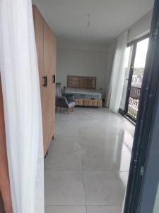 villa badem çiçeği ve zeytin çiçeği
