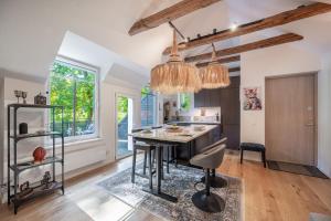2 Bedroom Apt W-Balcony I cohost I