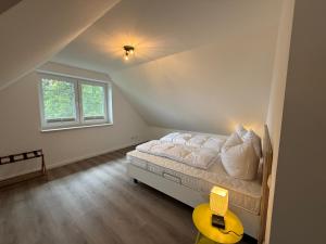 Großes Ferienhaus in Mellnitz auf Rügen mit 5 Schlafzimmer