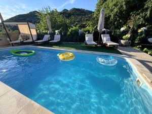 Luxury Villa Ivona Pool, Jacuzzi, Sauna & Privacy