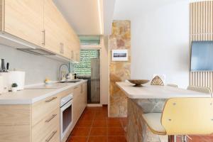Oasis - Bright 2BR Apartment with Balcony Sitges