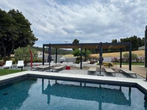 Sani e belli, Villas with private pool