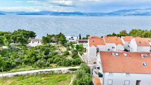 Apartman Dani - Sutivan