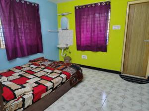 Mr Home Stay