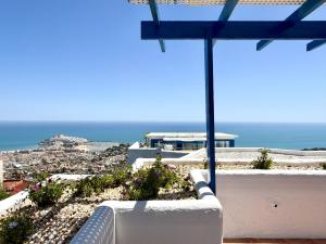 Perla Blanca – Vistas al mar y Castillo