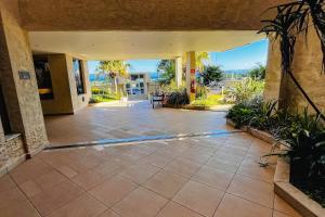 Apartamento de Frente para a Praia do Forte