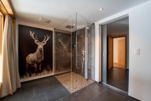 Luxury Chalet in Laax with Stunning Views