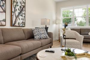 New Build Near Notre Dame 5BR 45BA