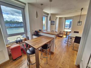 735-Appartement lumineux 100m2 avec vue imprenable