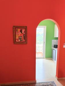 Art & Motion - Guest Room 5