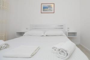 Erlind Apartments