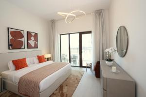 Classy 2BR Yas Golf Collection near Yas Mall