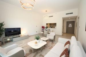 Classy 2BR Yas Golf Collection near Yas Mall