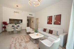 Classy 2BR Yas Golf Collection near Yas Mall
