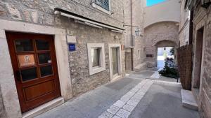 Tudor Apartments Hvar Old Town Groda, City Center for 4 Guests