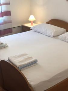 Tudor Apartments Hvar Old Town Groda, City Center for 4 Guests