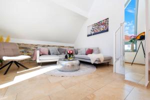 Luxury Penthouse for 8 - Center - Parking - Therme 8 min - Airport 15 min
