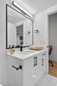 Spacious Studio Suite in Edmonton, Canada