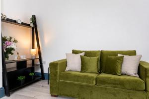 Modern 4BR Contractor Stay in Darlington